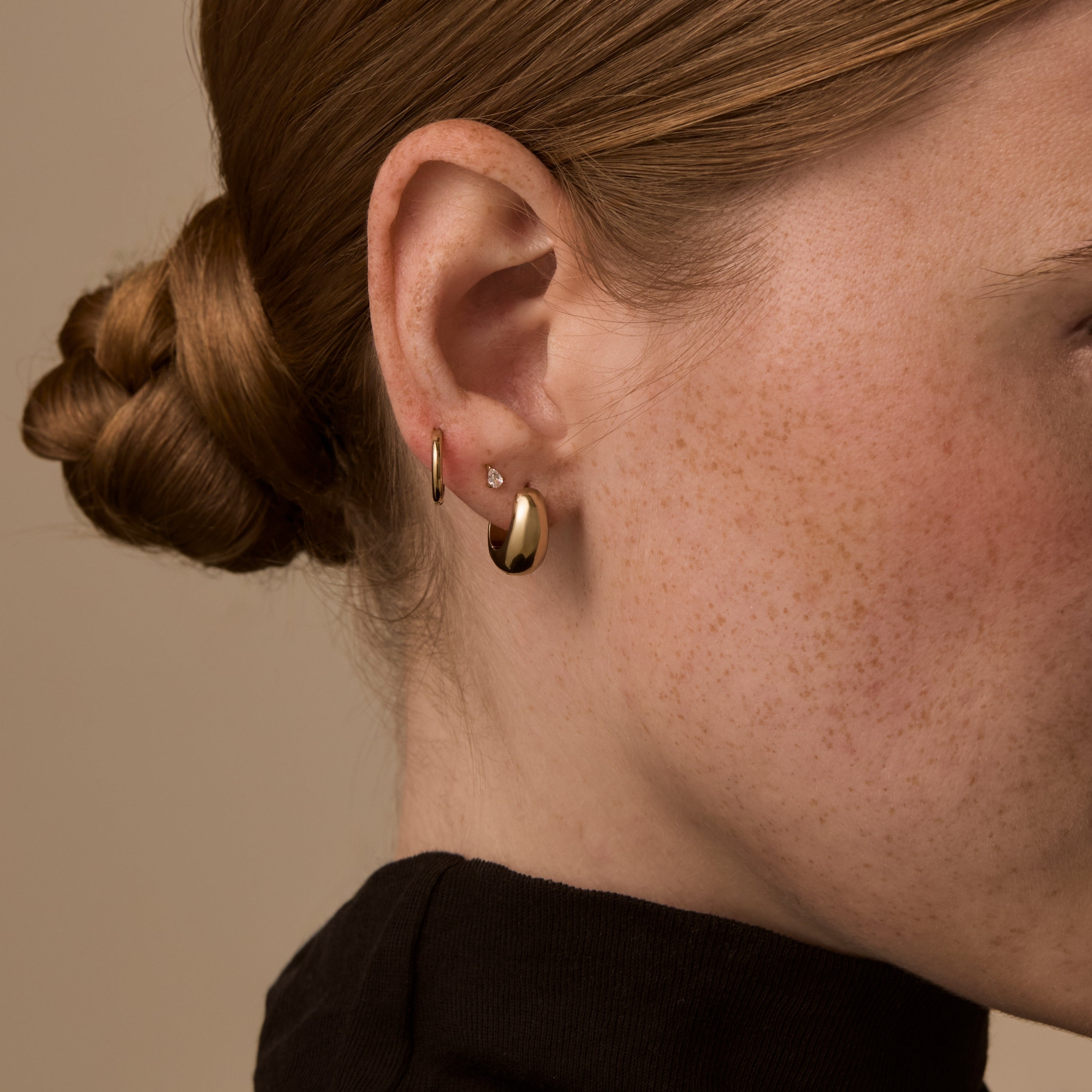 Classic Huggie Hoops, 11mm