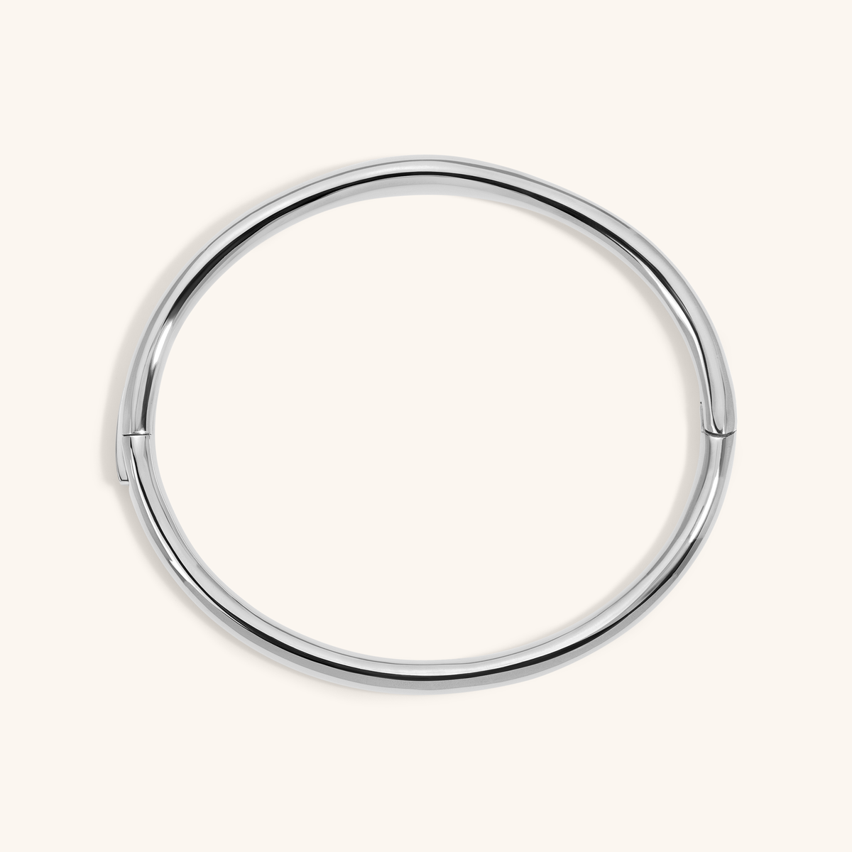 Echo Bangle in silver – top view