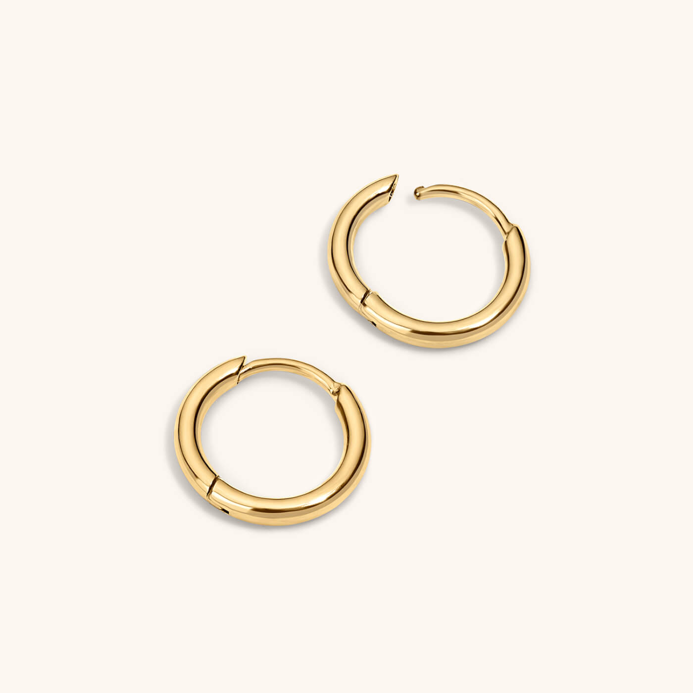 Classic Huggie Hoops, 11mm (Gold)