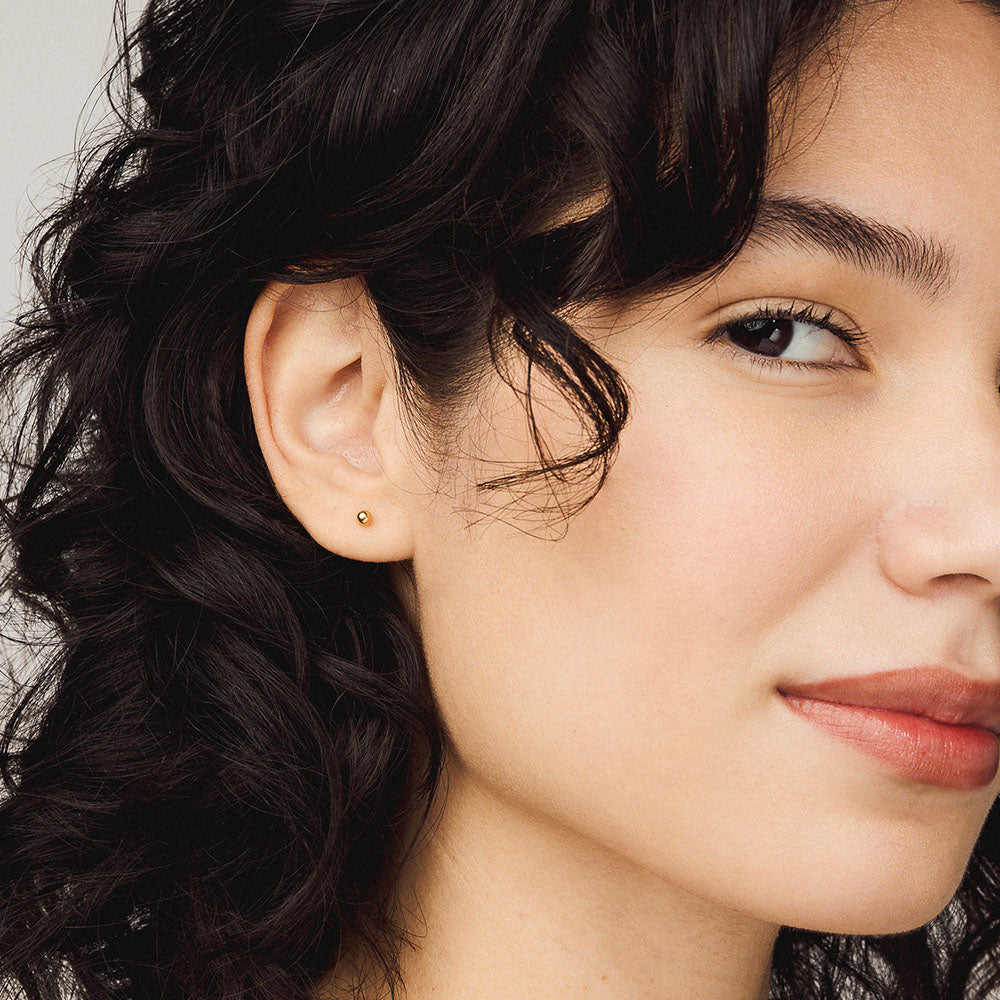 Little Sphere (3mm) Push Pin Flat Back Earring in Gold on model