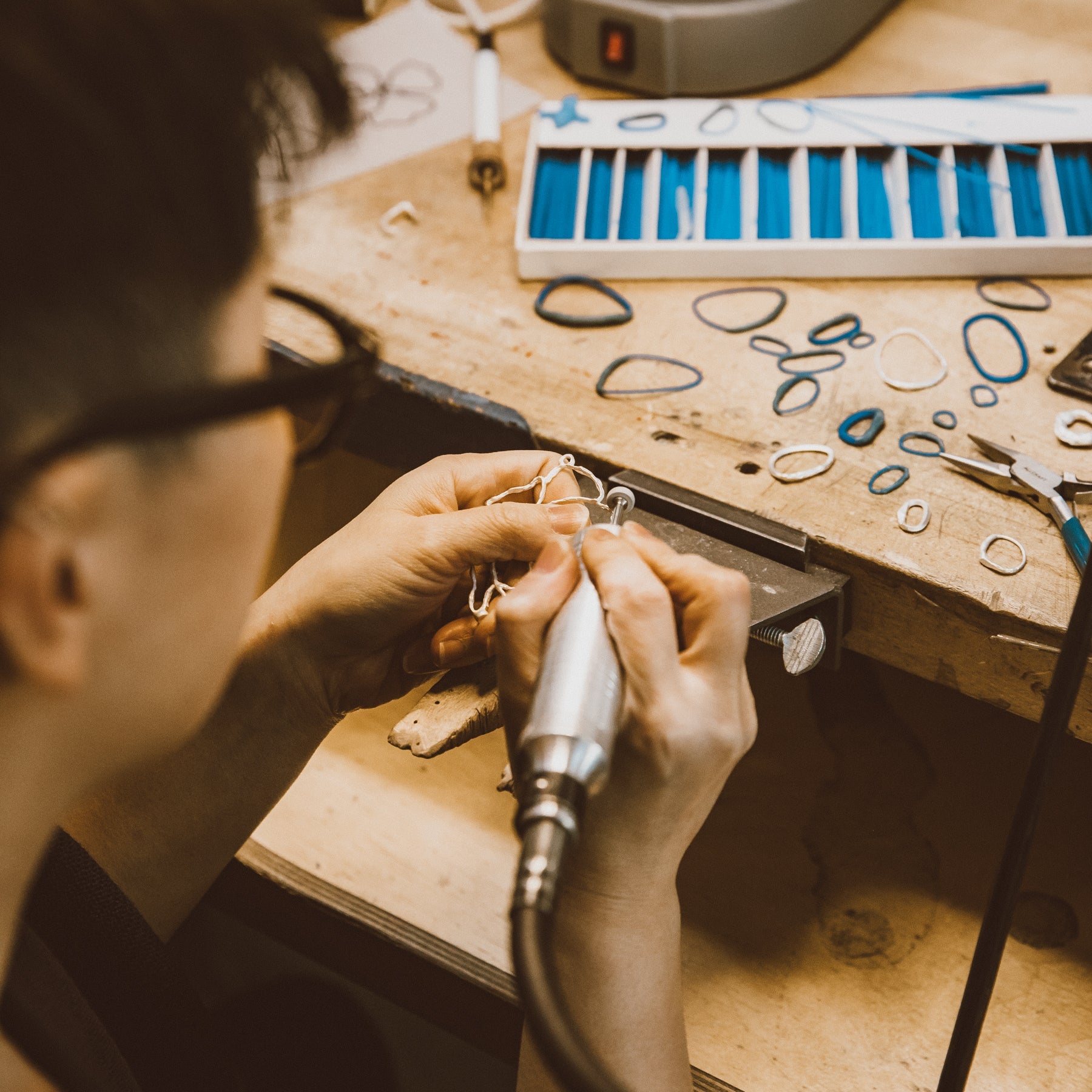Maison Miru workbench