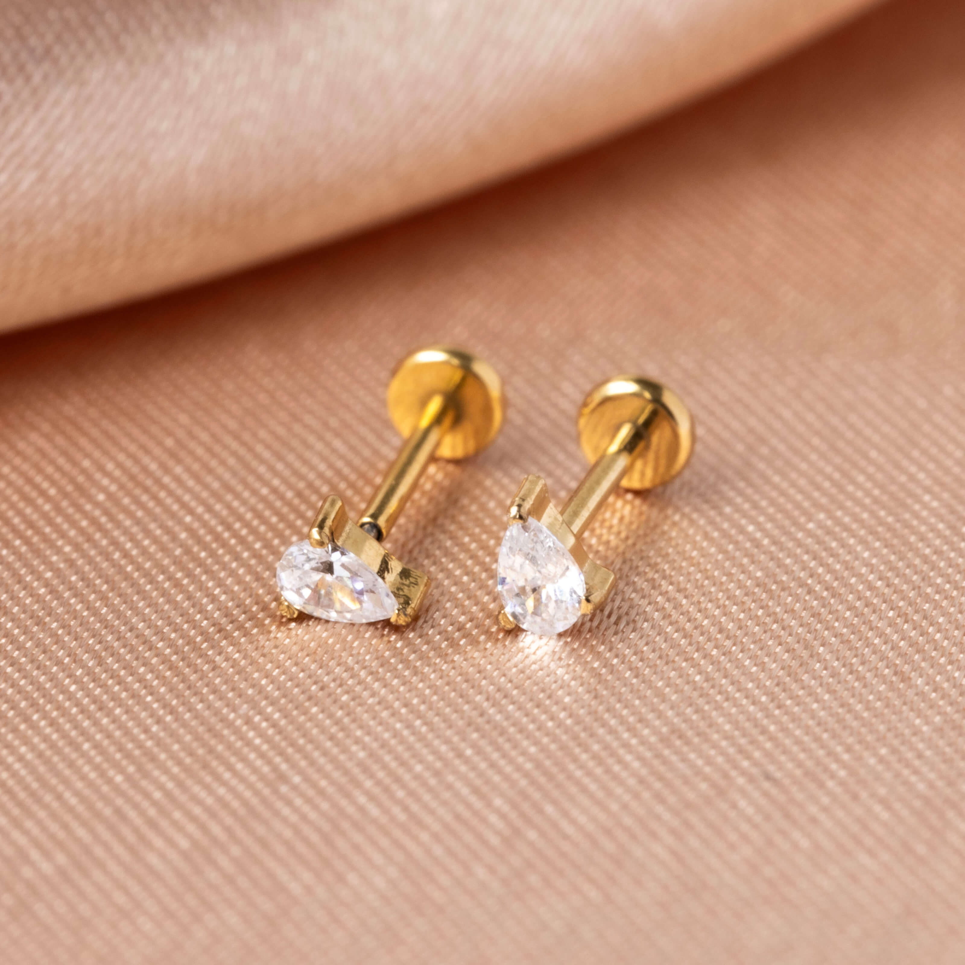 Celestial Pear Nap Earrings (Gold / 3mm)