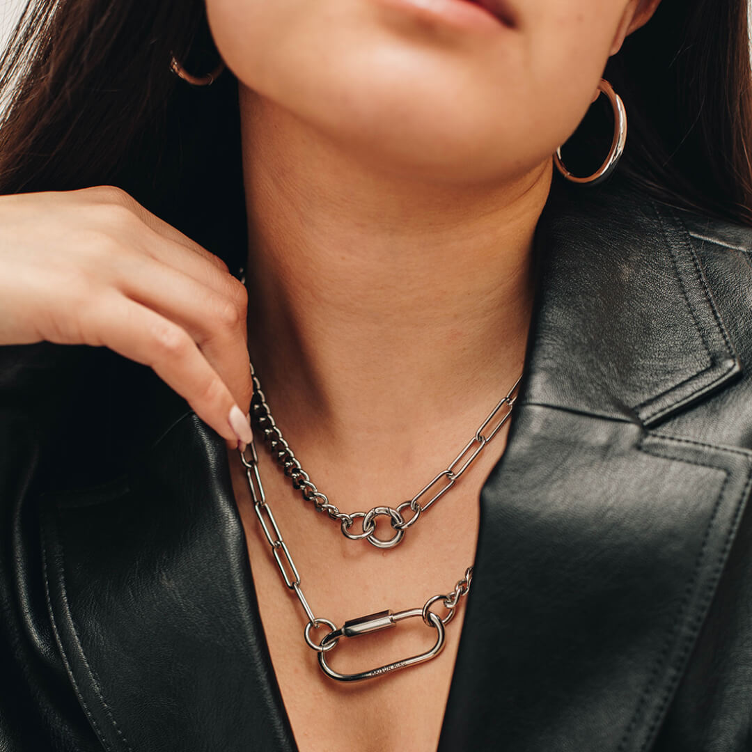 Infinite Necklace (Silver) on Model