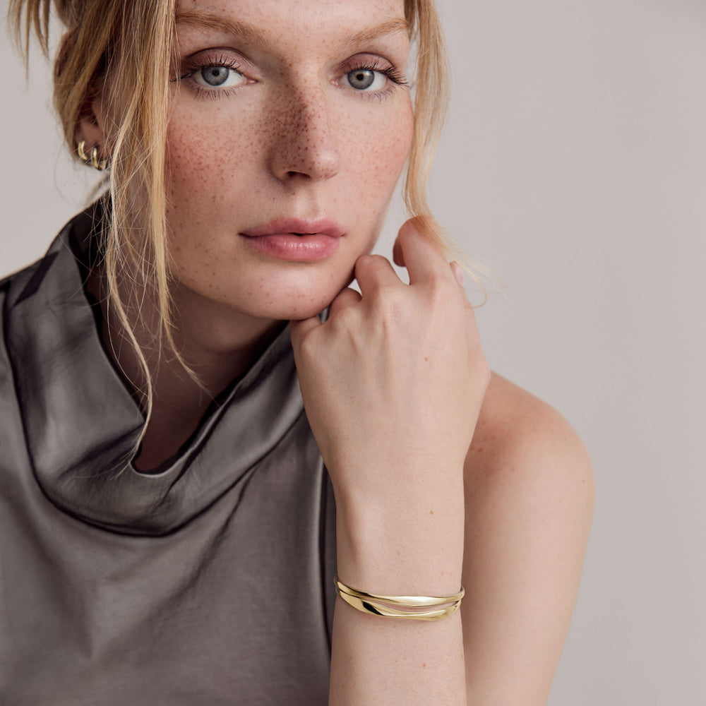 Möbius Bangle | MIRU