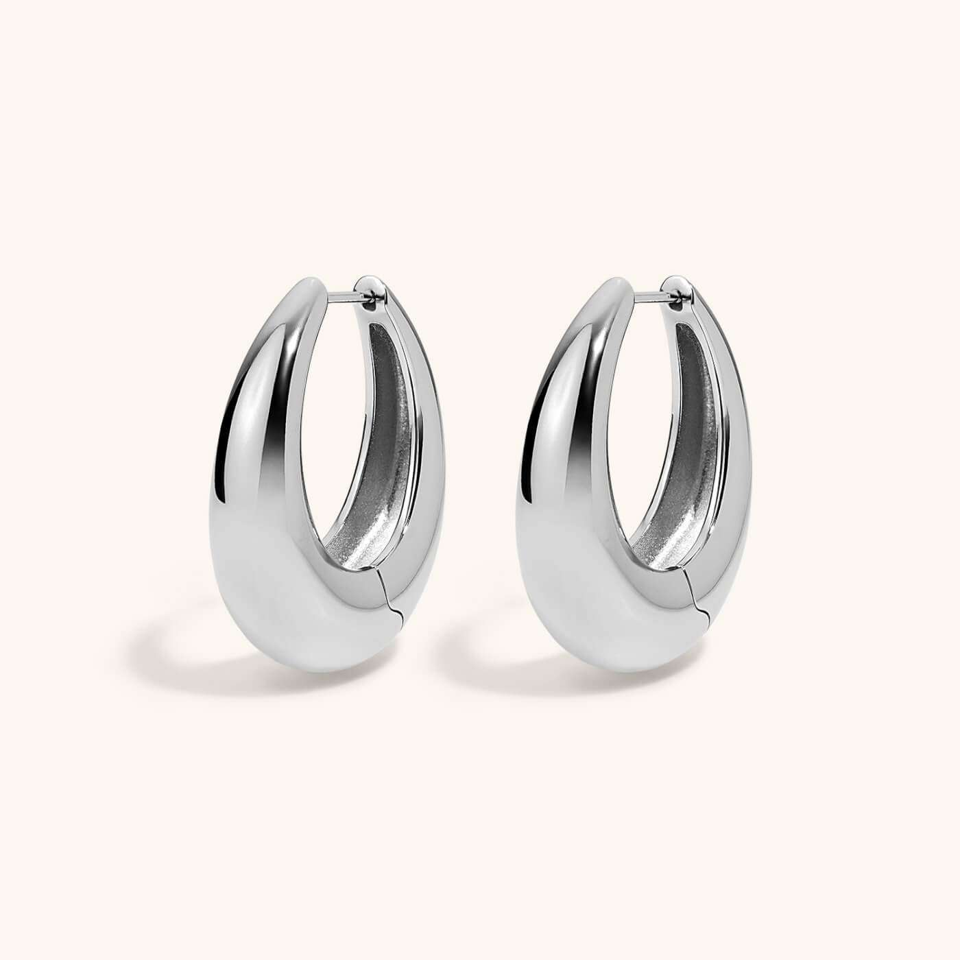 Oeuf Hoops in Silver