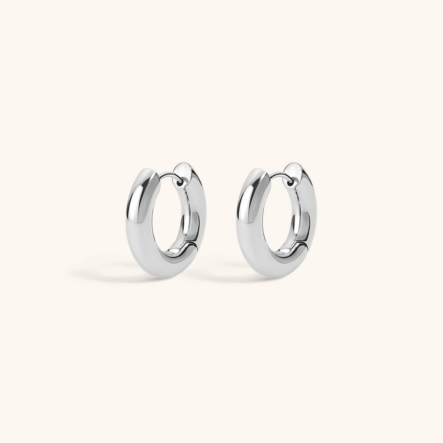 Micro Every Body Hoops in Silver