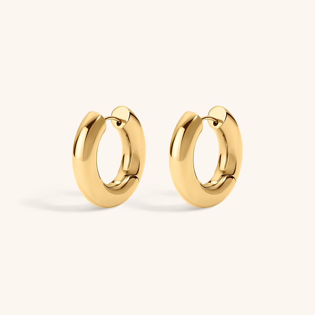 Every Body Hoops, 22mm in Gold
