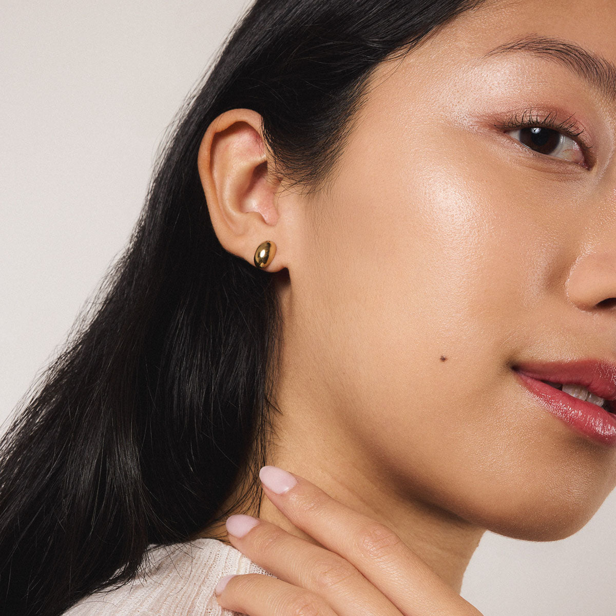 Oval Studs in Gold - On Model