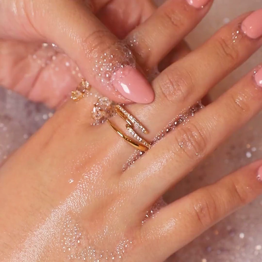 Infinite Stacking Ring in Gold on model video