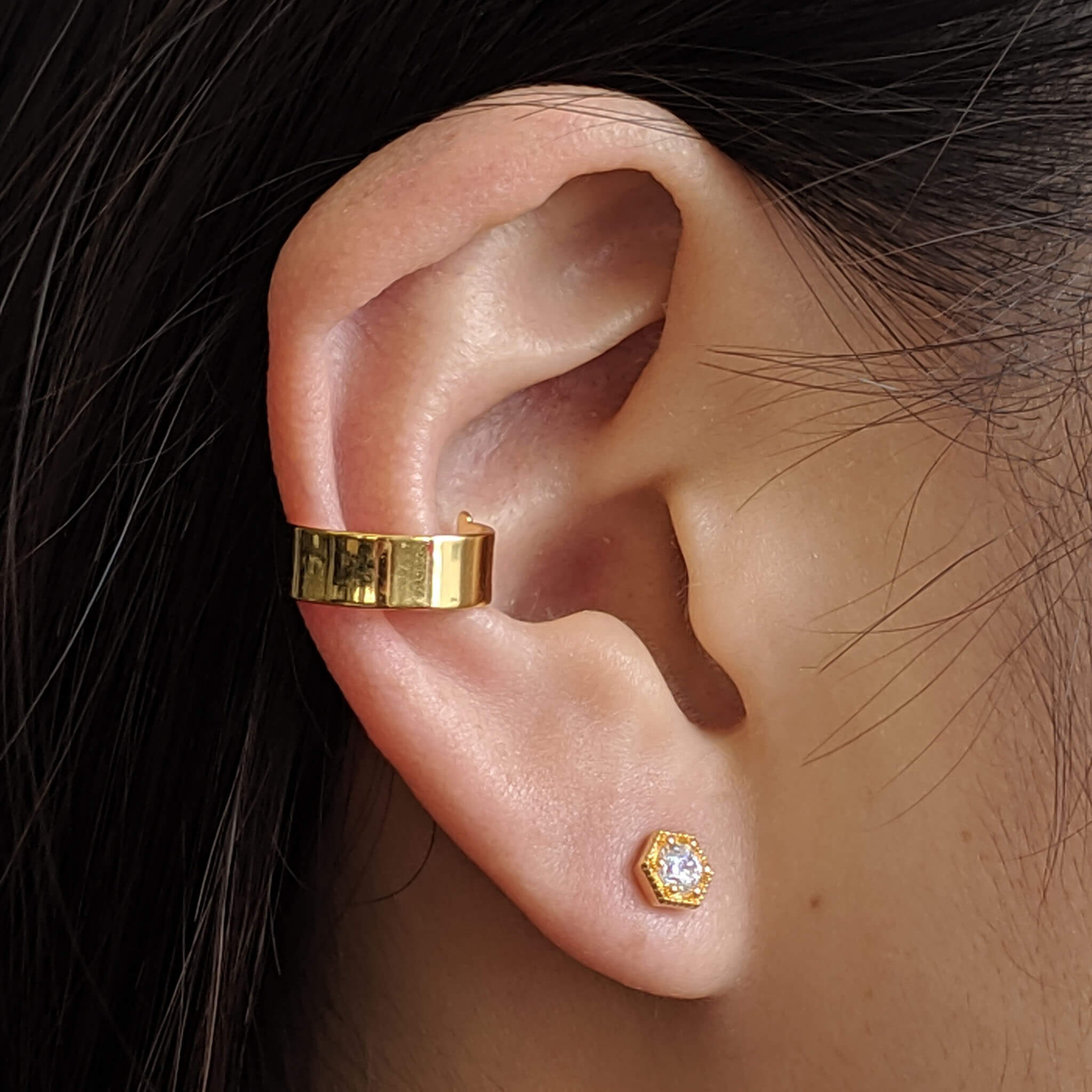 The Ultimate Guide To Ear Cuffs (No Piercing Required) | Maison Miru