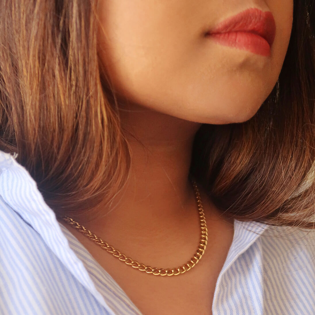 Rebel Bold Necklace (Gold) on Model
