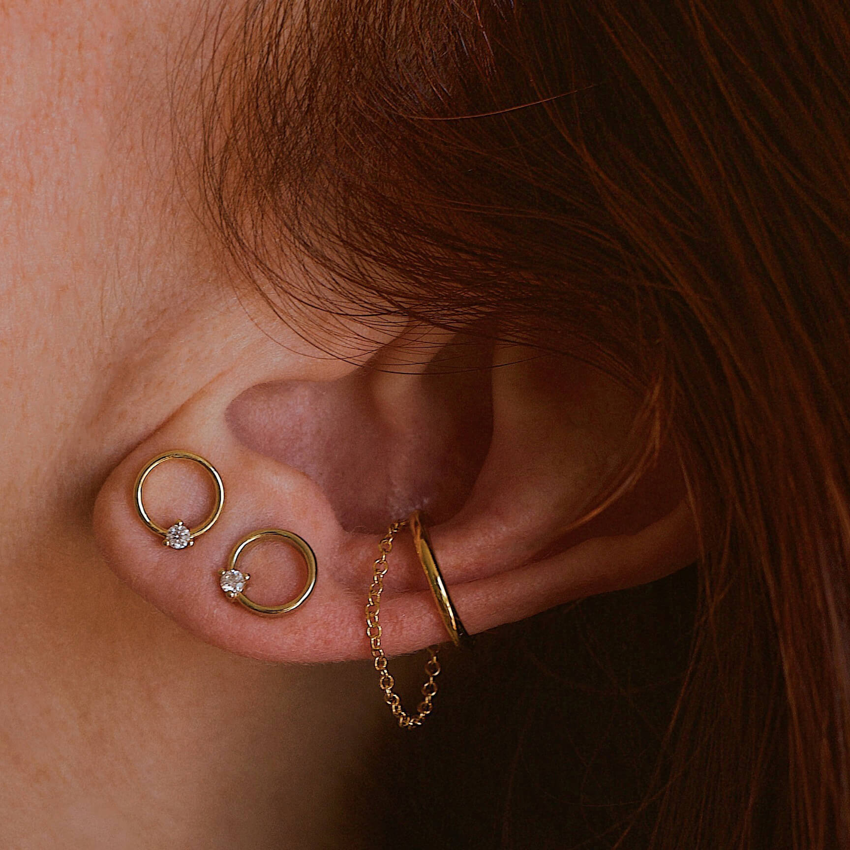 Arc Chain Ear Cuff on model