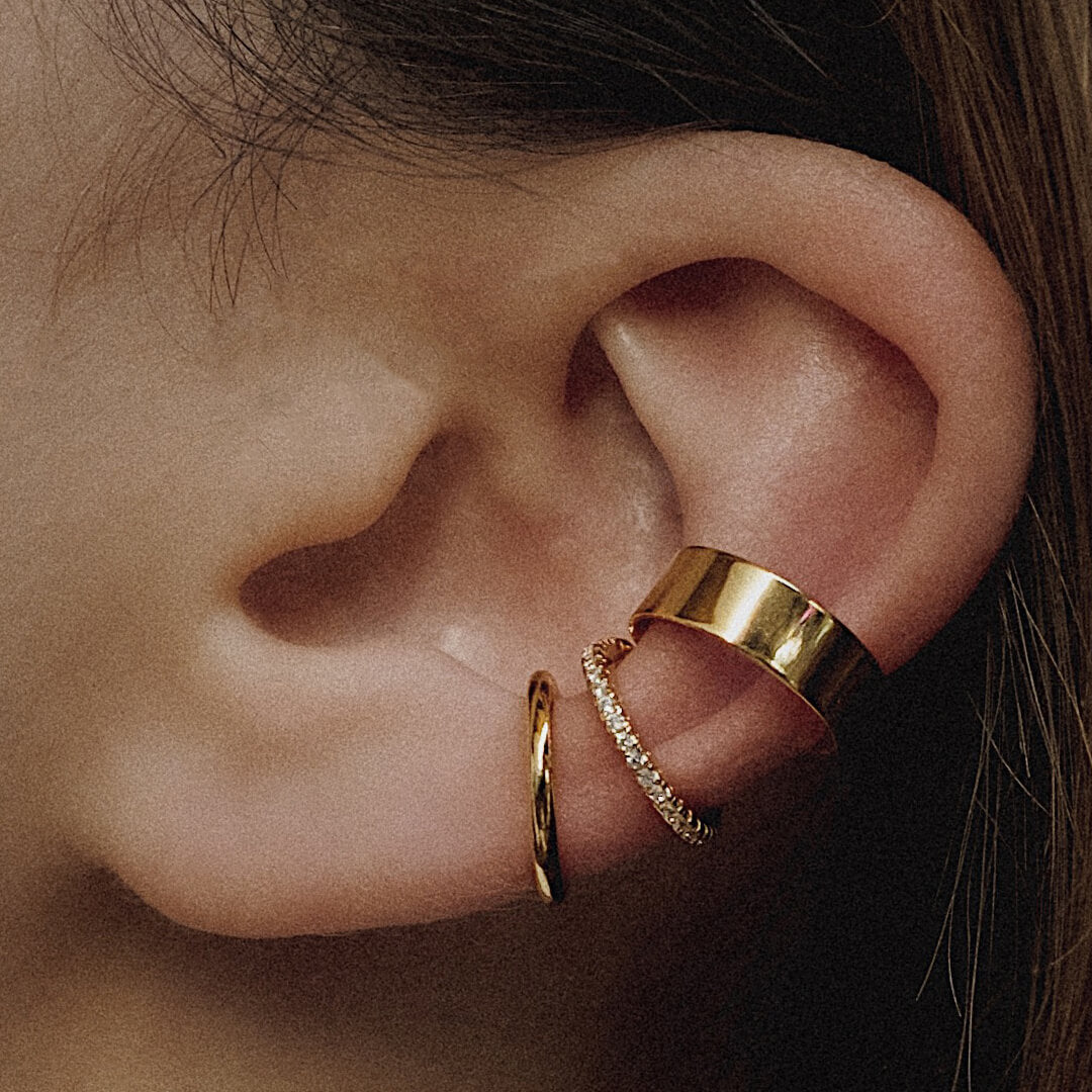 The Ultimate Guide to Ear Cuffs (No Piercing Required)